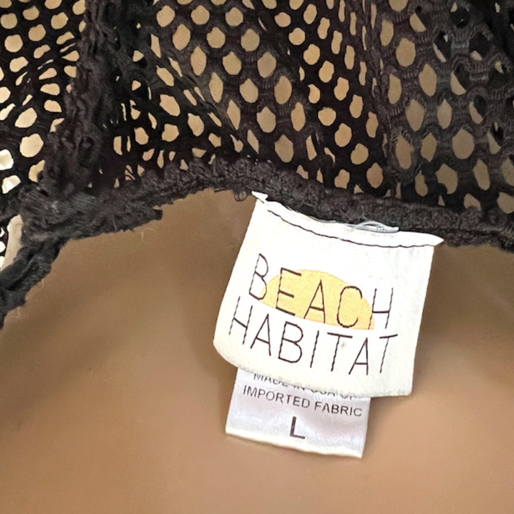 𝐁𝐄𝐀𝐂𝐇 𝐇𝐀𝐁𝐈𝐓𝐀𝐓 | BLACK STRETCHY NET BEACH COVER UP DRESS - Picture 7 of 9